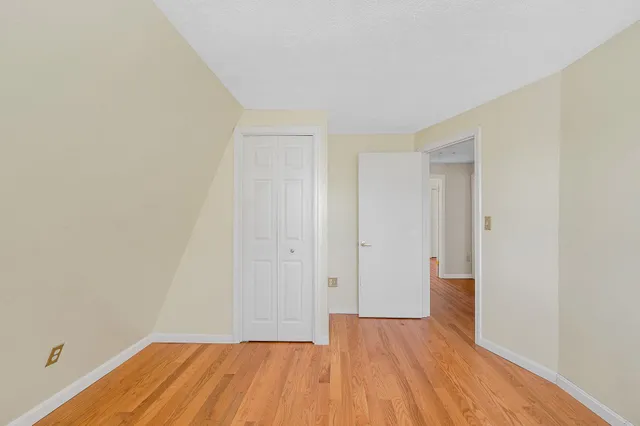 $638,000 | 25 Robinhood Road, Nashua, NH 03062