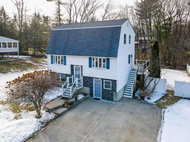 $638,000 | 25 Robinhood Road, Nashua, NH 03062