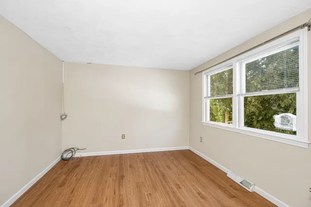 $638,000 | 25 Robinhood Road, Nashua, NH 03062