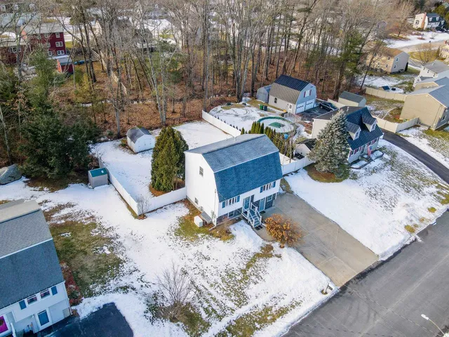 $638,000 | 25 Robinhood Road, Nashua, NH 03062