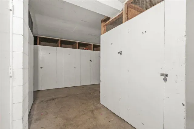 a view of walk in closet