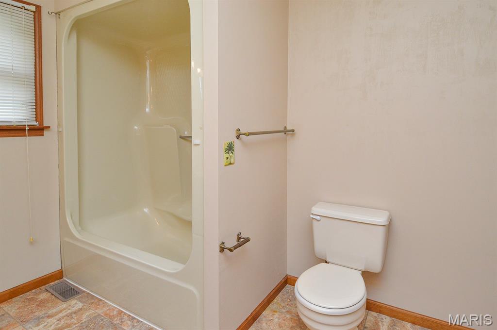 2139 Muren Boulevard Belleville, IL 62221 - Photo 22 of 30