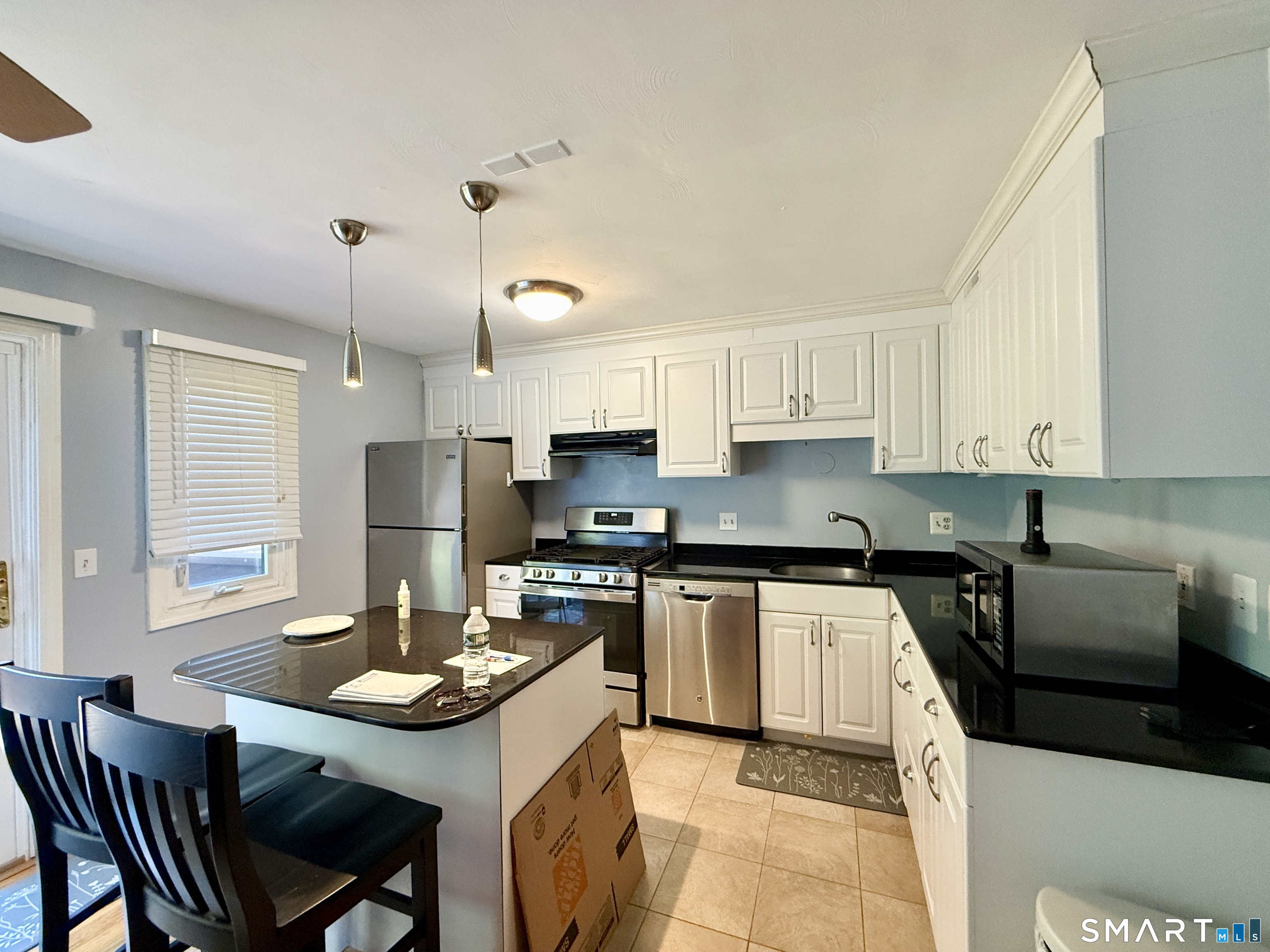 152 Towne House Road, Unit 152 Hamden, CT 06514 - Photo 9 of 26 Gallery Image 9