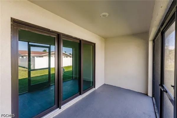 $2,000 | 925 Southeast 14th Street, Cape Coral, FL 33990
