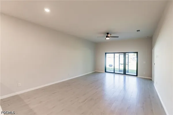 $2,000 | 925 Southeast 14th Street, Cape Coral, FL 33990