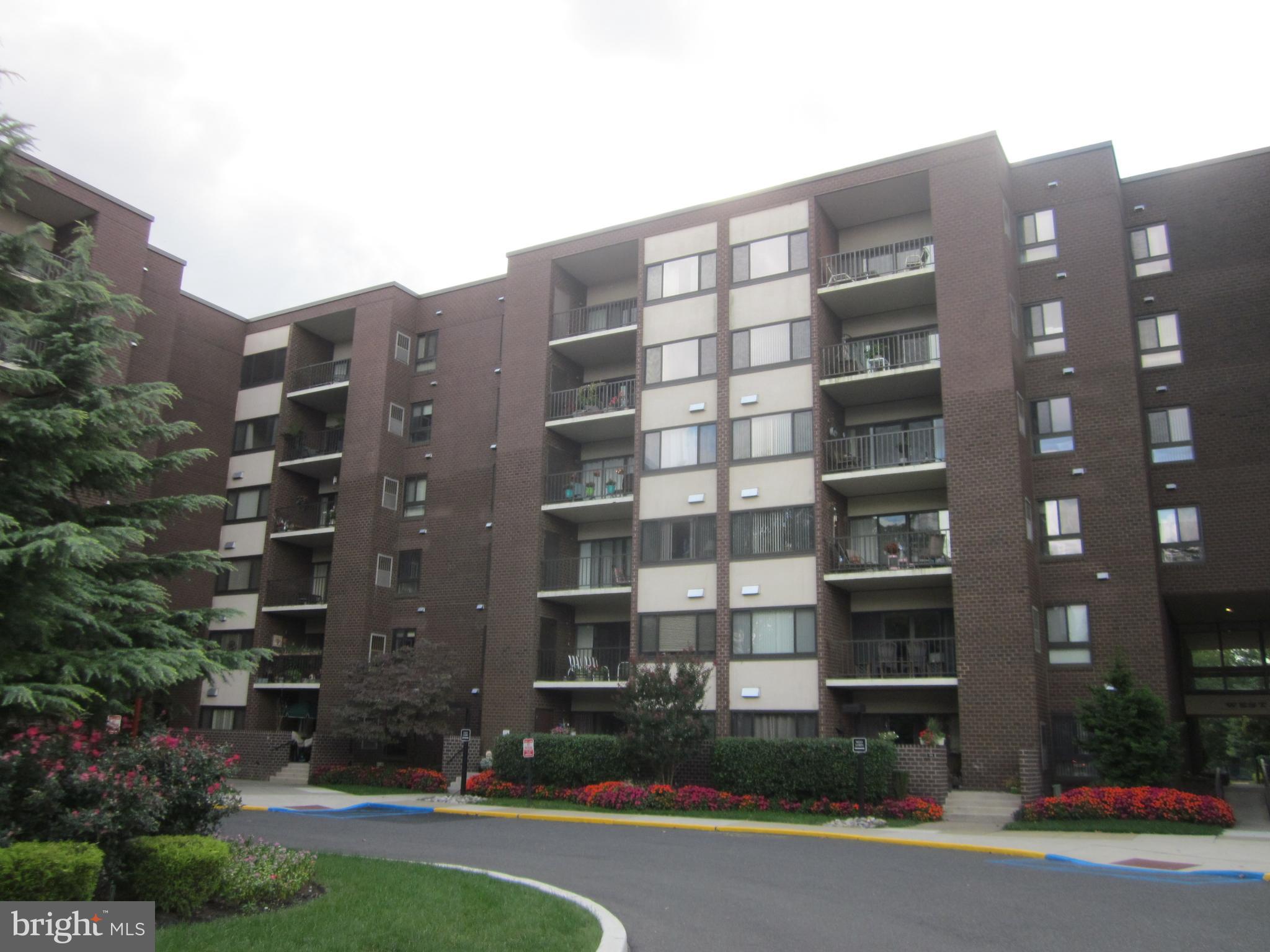 5100 Convent Lane, Unit 604 Philadelphia, PA 19114 - Photo 2 of 30 Six story building