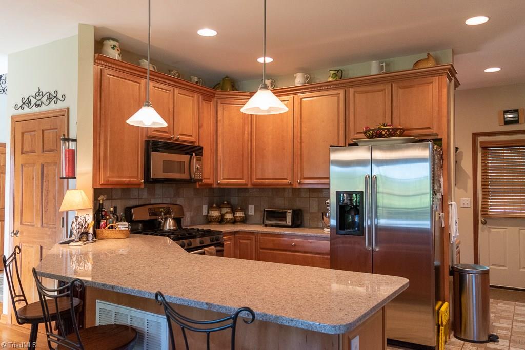 154 Country Club Road Glade Valley, NC 28627 - Photo 5 of 22 Gallery Image 5