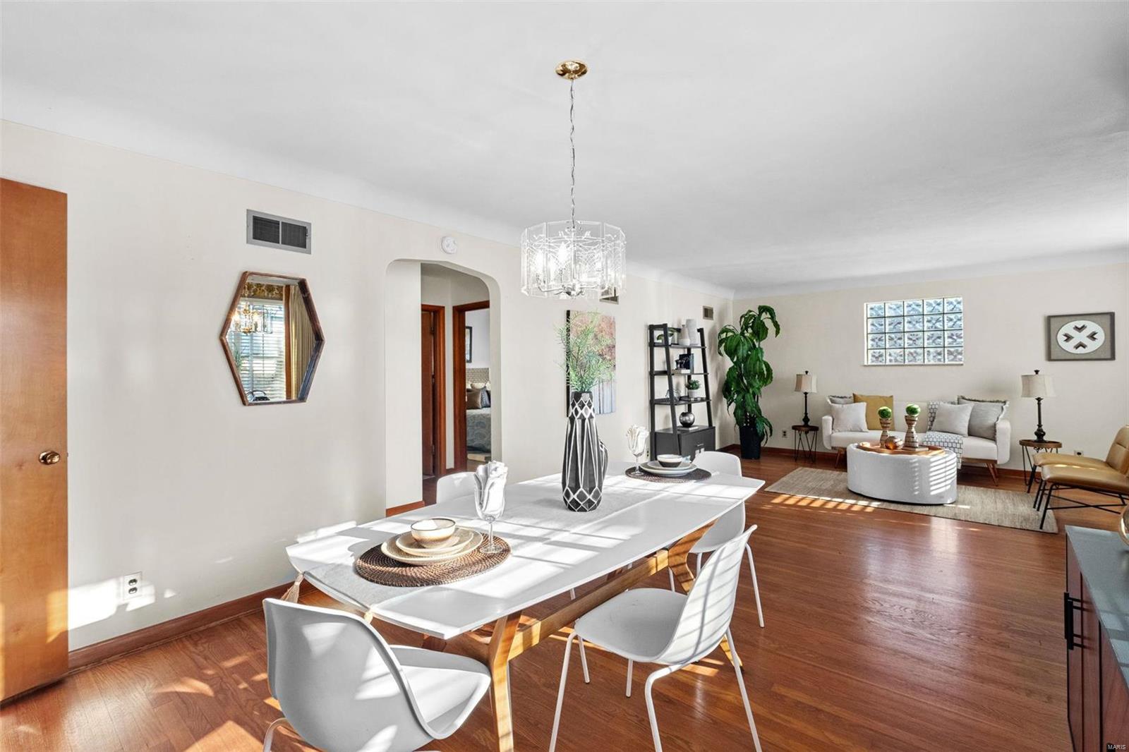 11209 Tesson Ferry Road St. Louis, MO 63123 - Photo 17 of 37