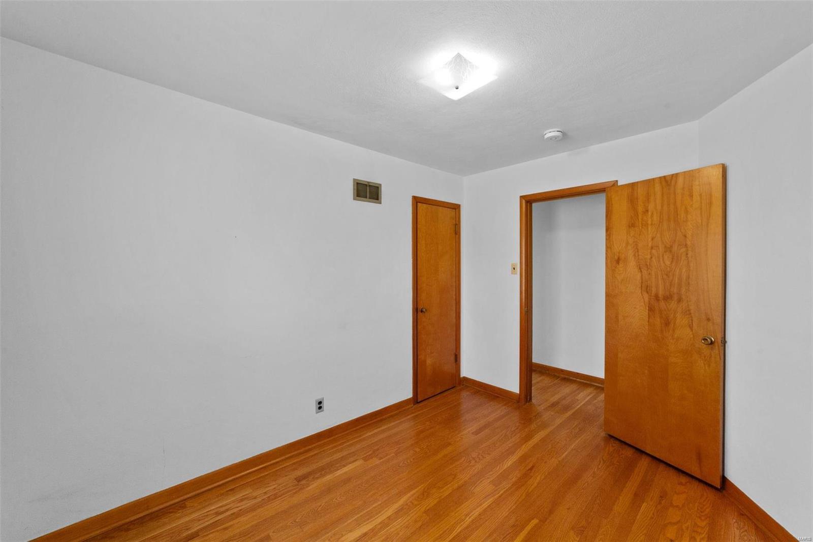 11209 Tesson Ferry Road St. Louis, MO 63123 - Photo 25 of 37