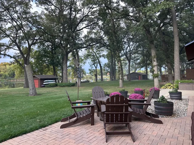 a view of a garden with houses