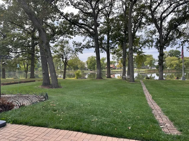 $340,000 | 1588 Bittersweet Drive, St. Anne, IL 60964