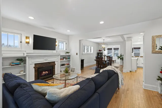 $2,950 | 1628 Princeton, St. Louis Park, MN 55416