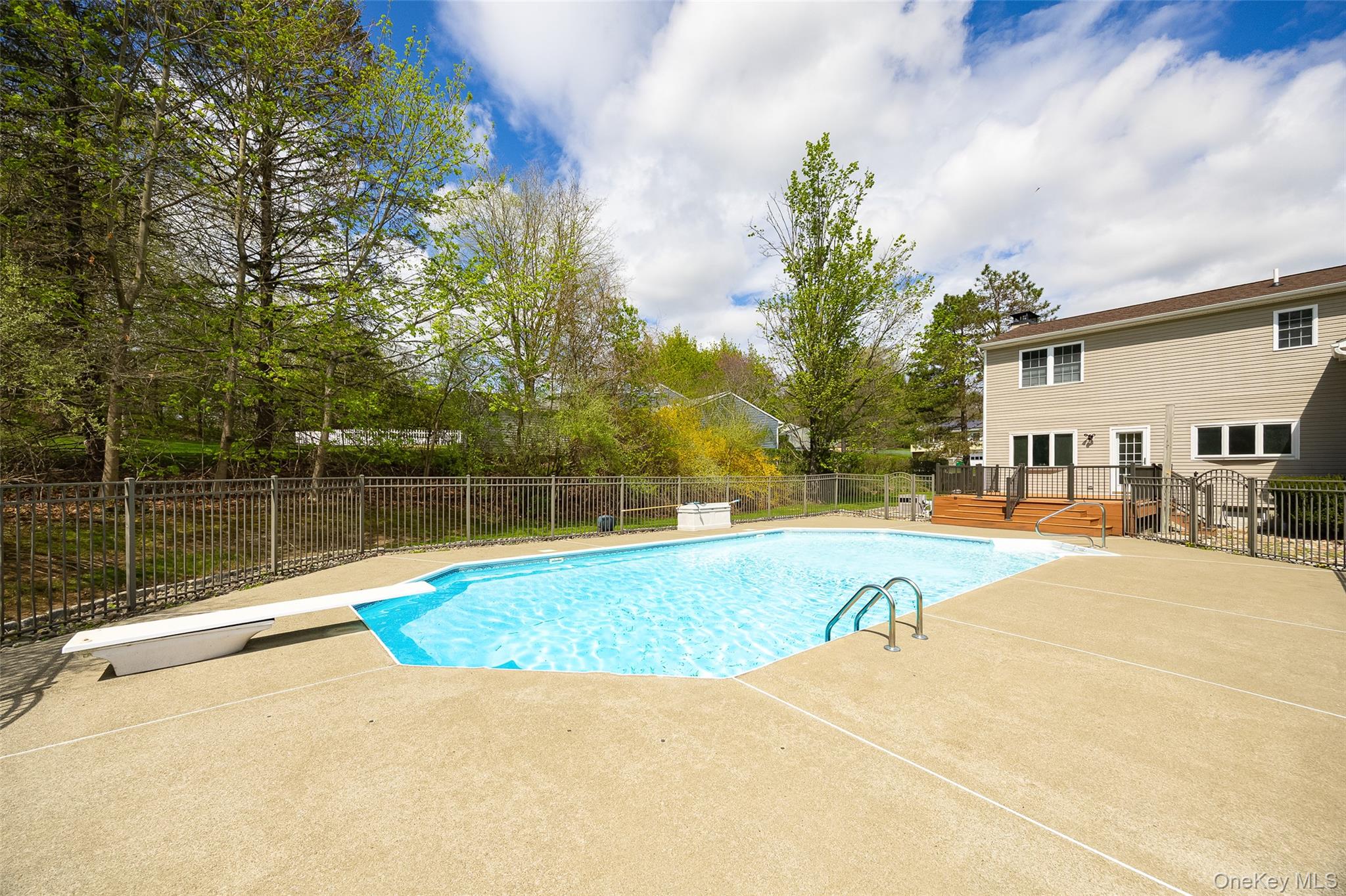 36 Forest Valley Road Pleasant Valley, NY 12569 - Photo 11 of 28