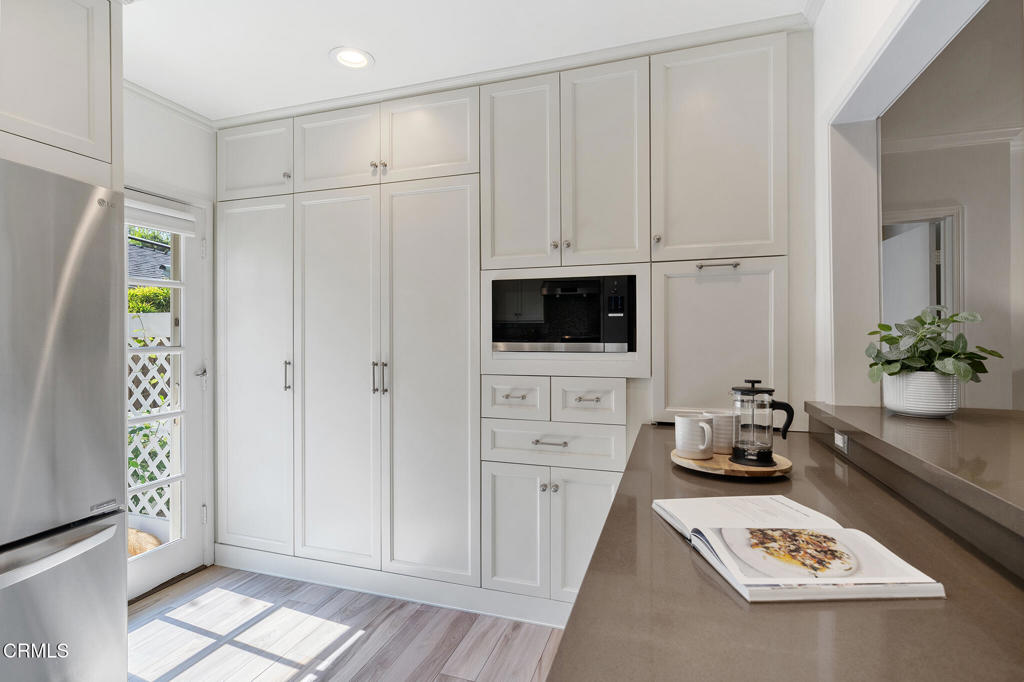 3597 Yorkshire Road Pasadena, CA 91107 - Photo 21 of 55 DSC00393
