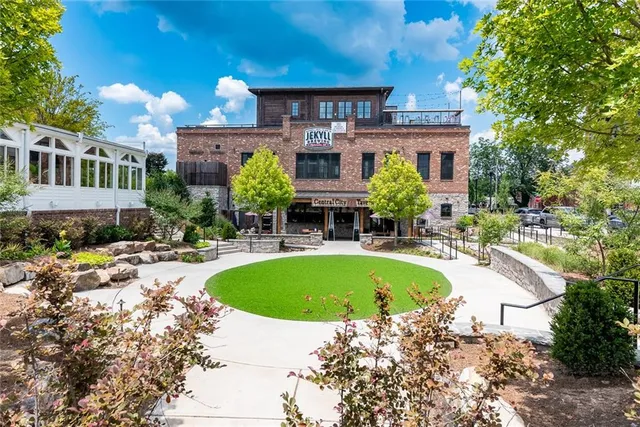 a view of a house with swimming pool