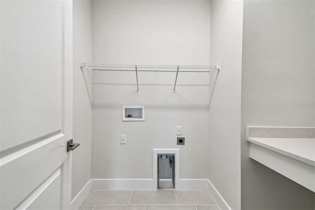 7204 Sutton Lane Sarasota, FL 34240 - Photo 40 of 47 a view of an empty room