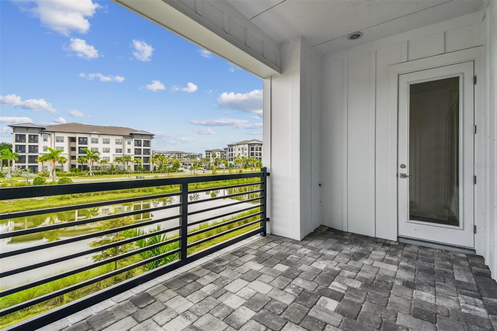 7204 Sutton Lane Sarasota, FL 34240 - Photo 42 of 47 a view of a balcony and city view