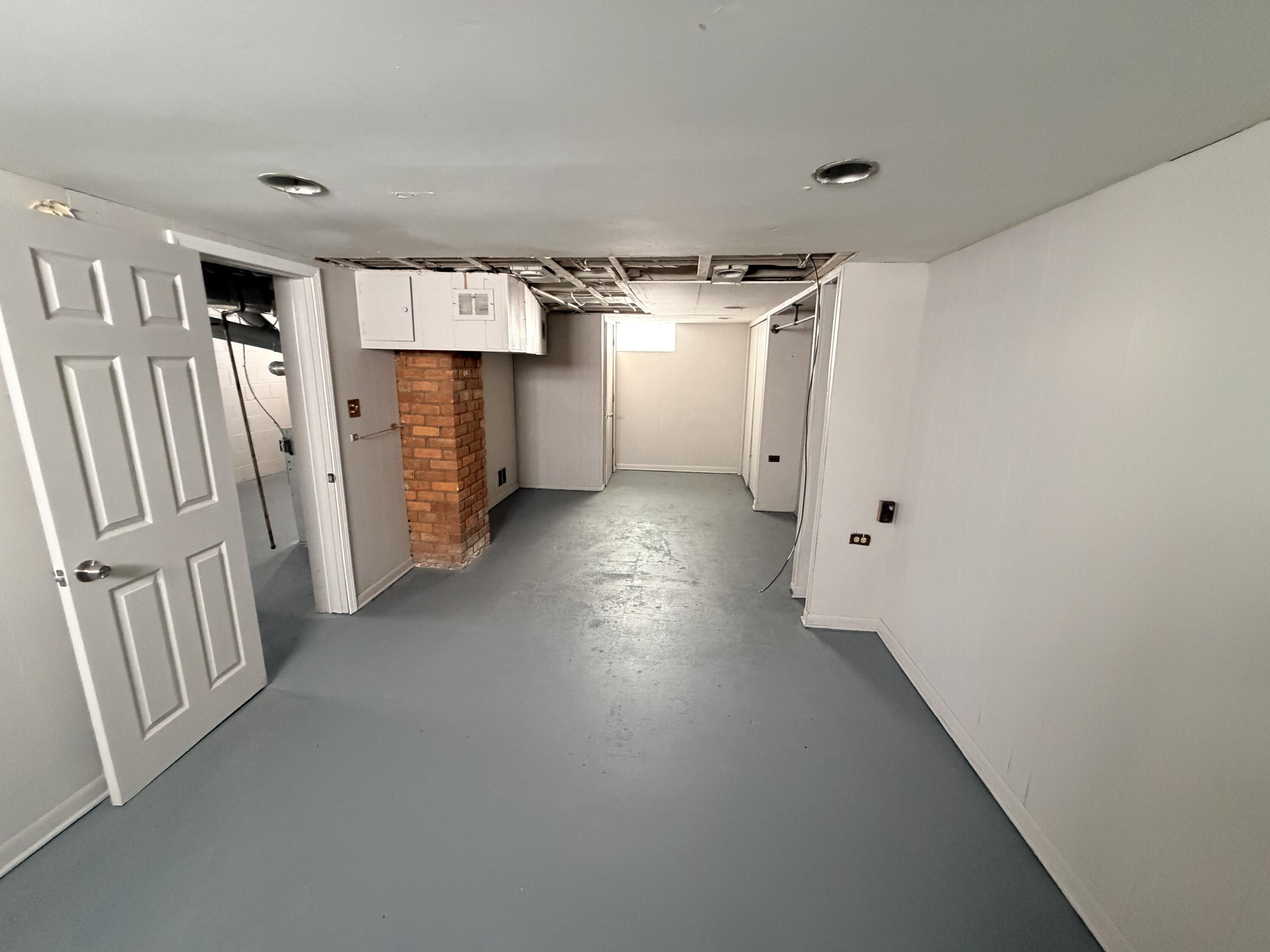 20116 Faust Avenue Detroit, MI 48219 - Photo 20 of 21 IMG_4812