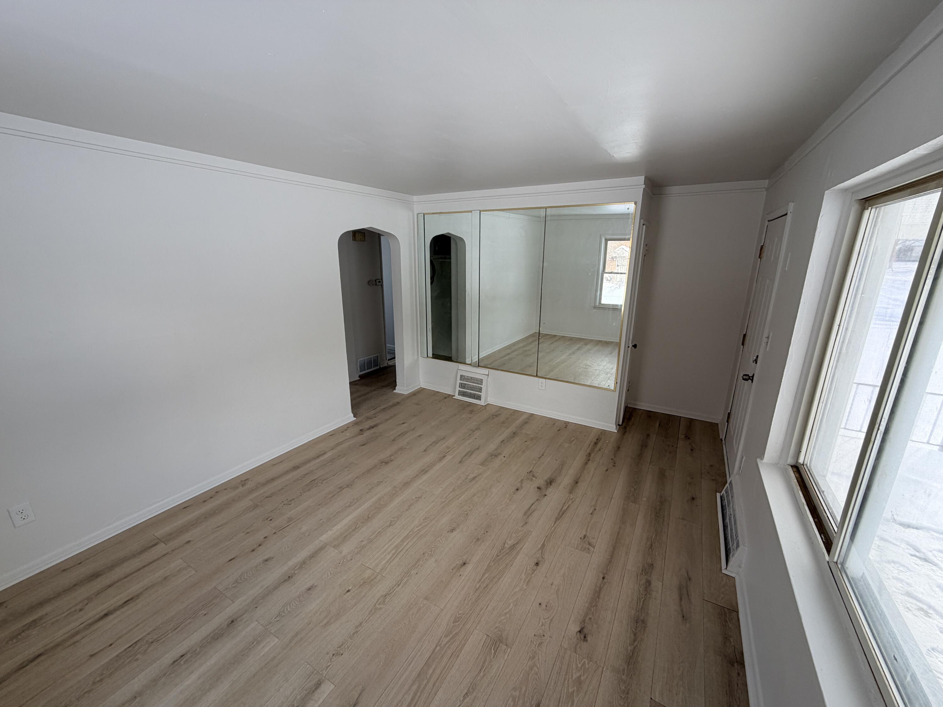 20116 Faust Avenue Detroit, MI 48219 - Photo 9 of 21 IMG_4797