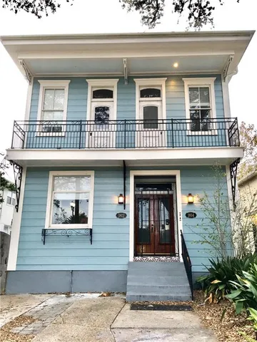 $2,200 | 1814 Napoleon Avenue, Unit 1814, New Orleans, LA 70115