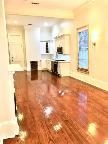 $2,200 | 1814 Napoleon Avenue, Unit 1814, New Orleans, LA 70115