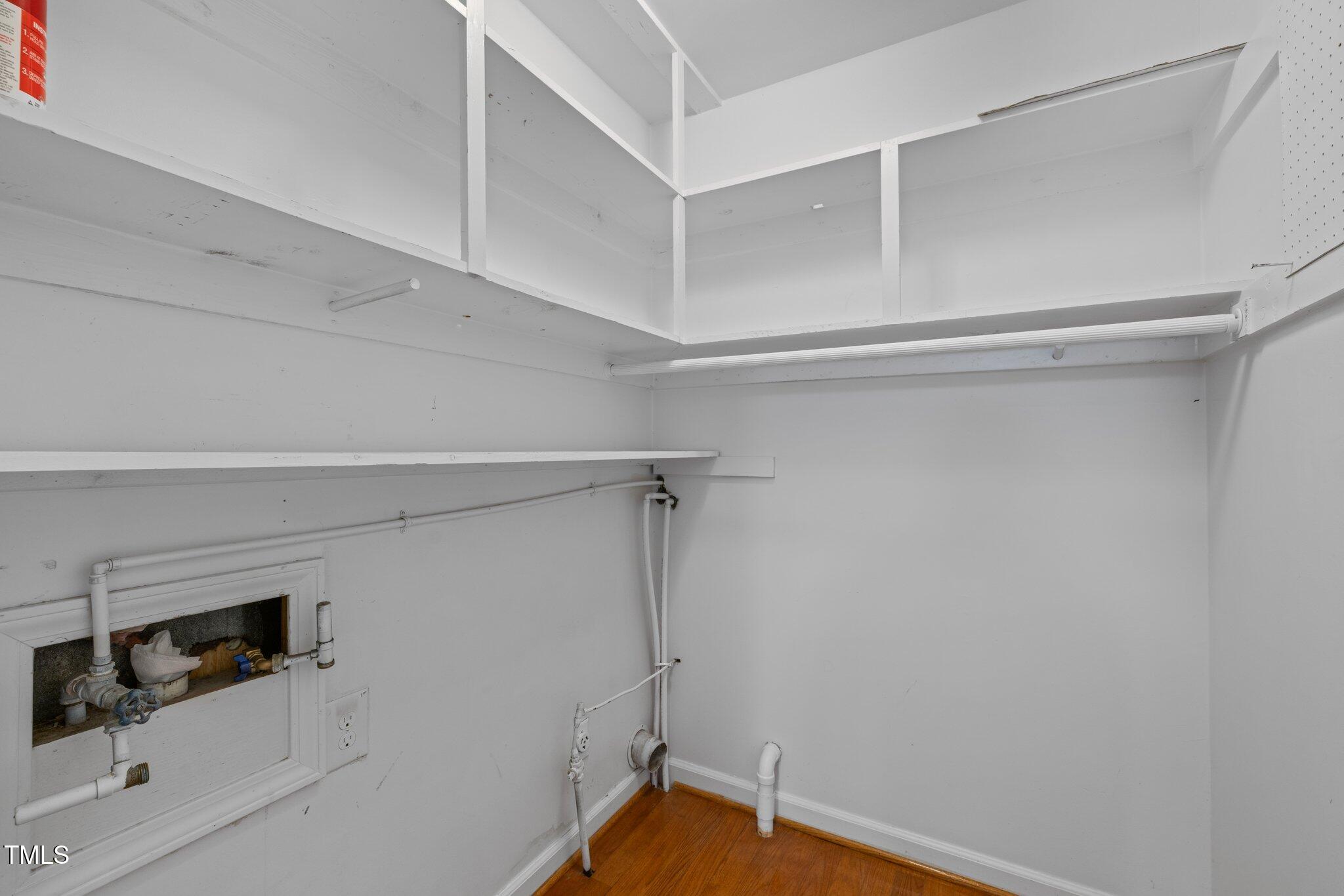 1304 Deboy Street Raleigh, NC 27606 - Photo 20 of 53 Utility room