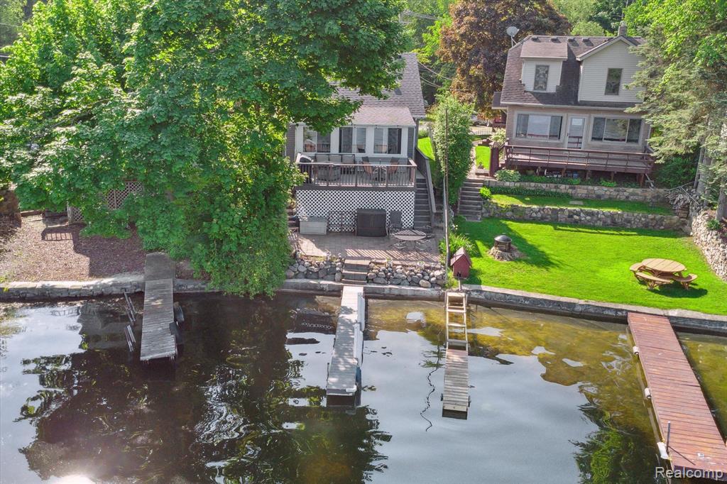 336 Heights Road Lake Orion, MI 48362 - Photo 49 of 54