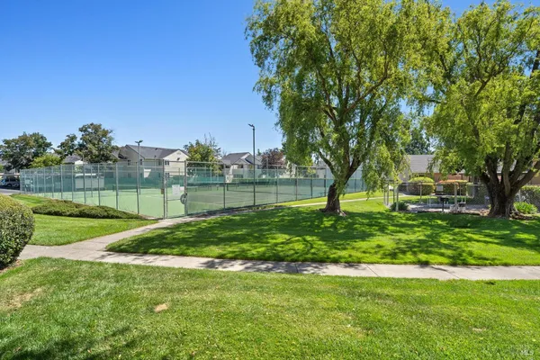 $338,500 | 8201 Camino Colegio, Unit 120, Rohnert Park, CA 94928