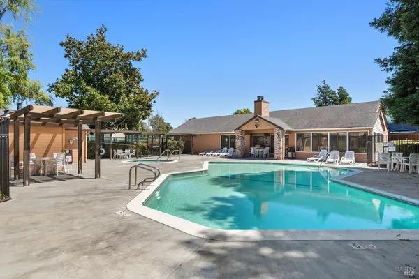 $338,500 | 8201 Camino Colegio, Unit 120, Rohnert Park, CA 94928