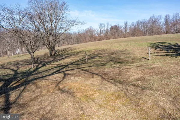 $449,900 | 25 Thaddeus Lane, Reading, PA 19606