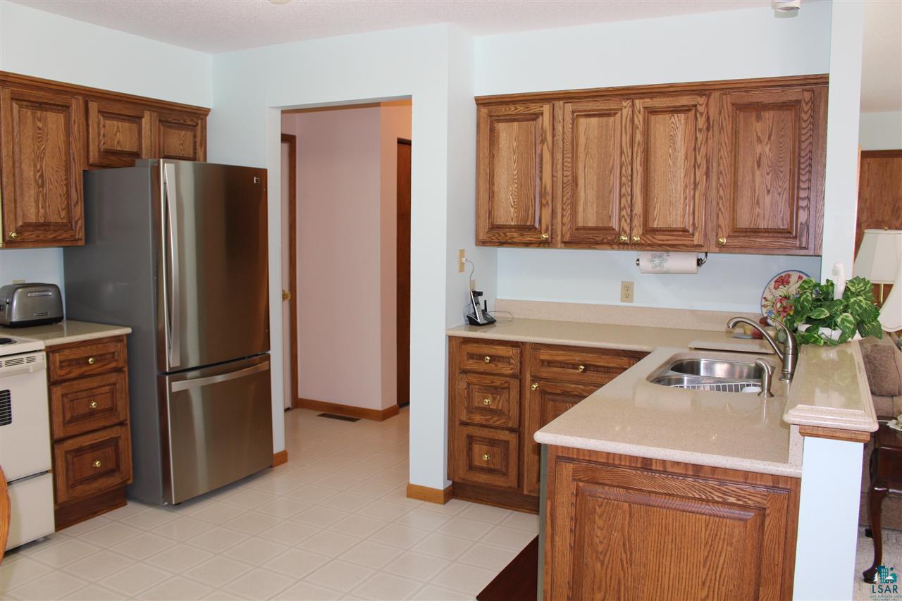 3016 Berkeley Road Duluth, MN 55811 - Photo 6 of 24 Gallery Image 6