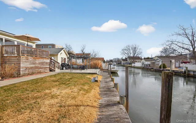 $599,000 | 20 Albert Road, Amity Harbor, NY 11701