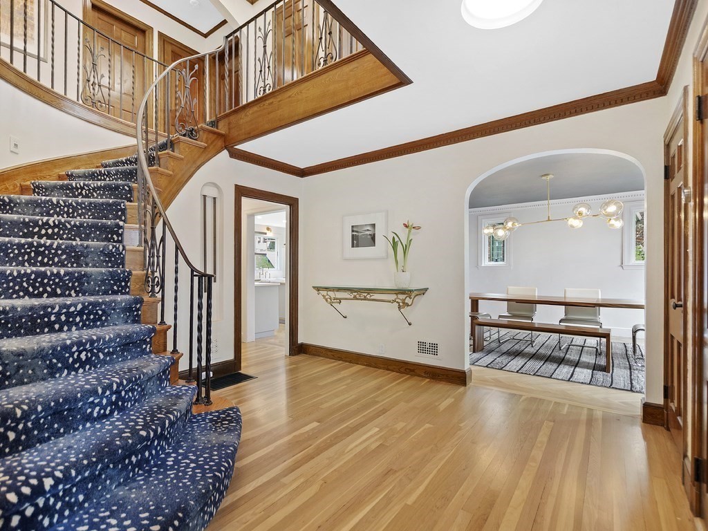 77 Stuart Road Newton, MA 02459 - Photo 2 of 35