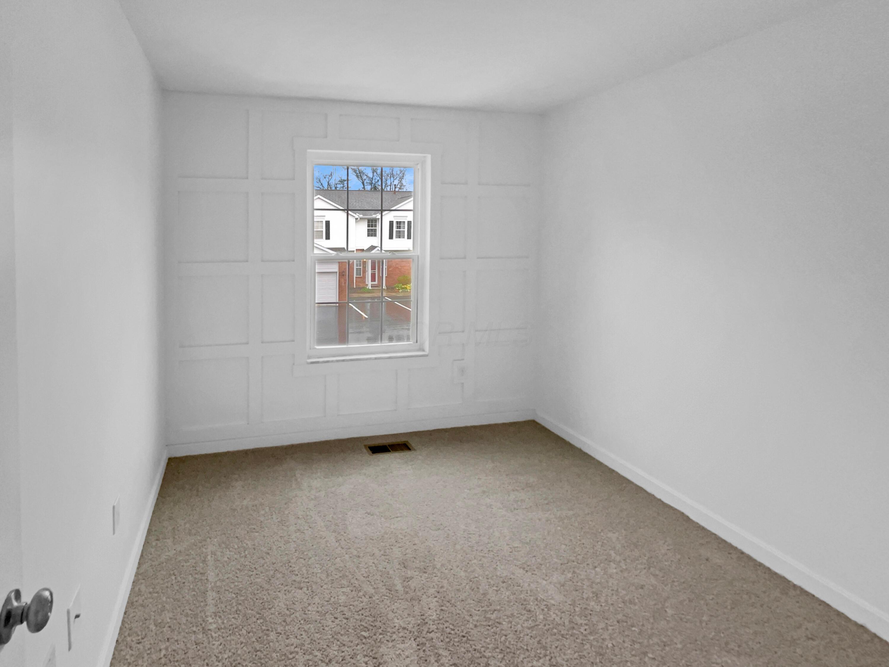 3066 Ravine Pointe Drive Columbus, OH 43231 - Photo 14 of 24 photo_14