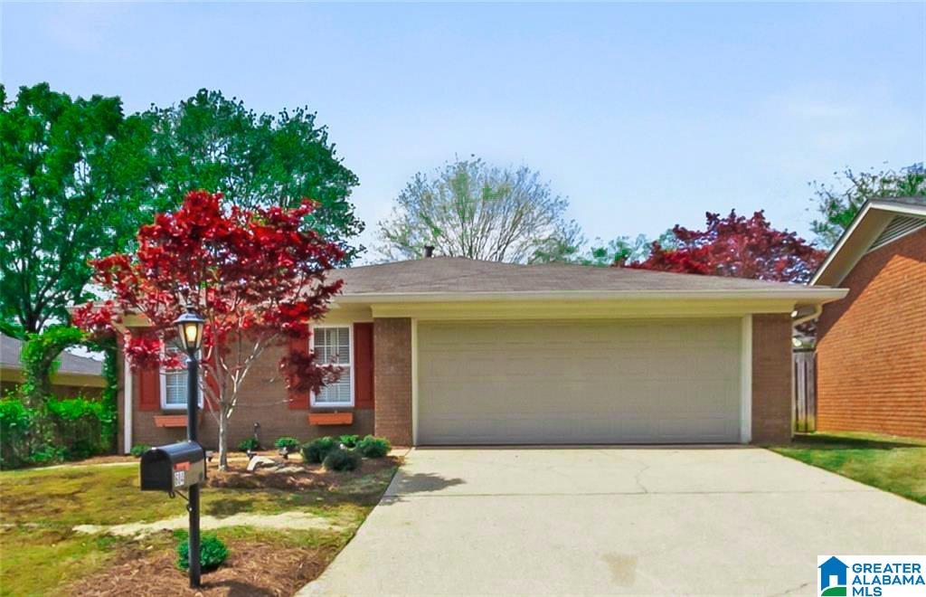 604 Beacon Ridge Road Tuscaloosa, AL 35406 - Photo 2 of 39