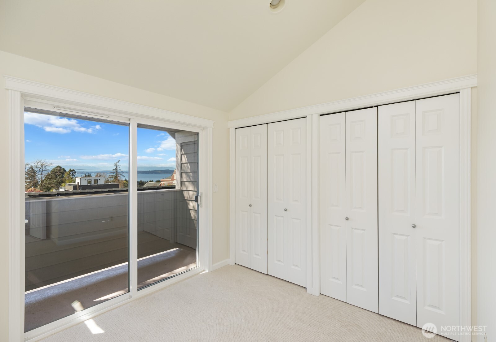 7114 California Avenue Southwest, Unit F Seattle, WA 98136 - Photo 20 of 28