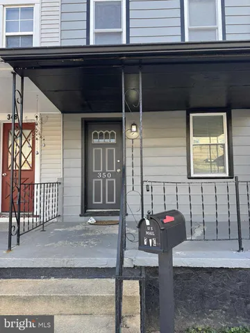 $2,200 | 350 West 1st Avenue, Parkesburg, PA 19365