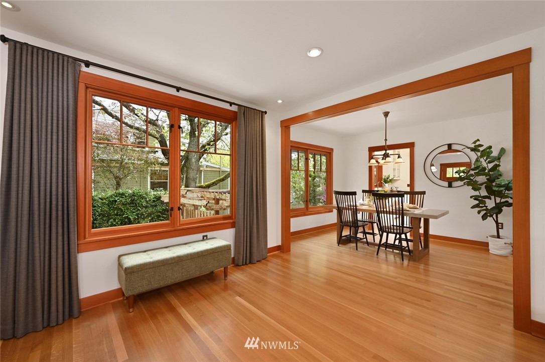 1823 North 55th Street Seattle, WA 98103 - Photo 11 of 40 Gallery Image 11