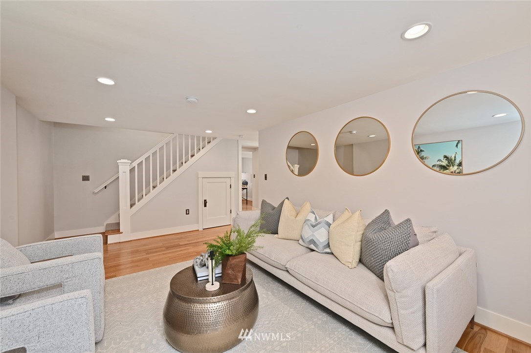 1823 North 55th Street Seattle, WA 98103 - Photo 25 of 40 Gallery Image 25