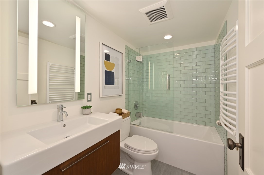 1823 North 55th Street Seattle, WA 98103 - Photo 28 of 40 Gallery Image 28
