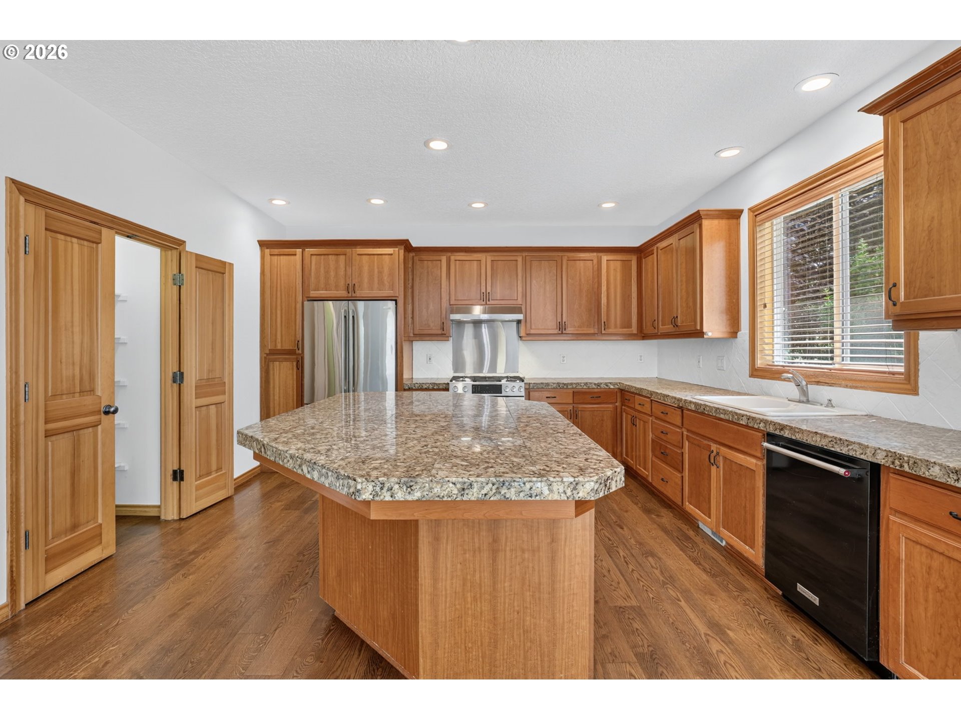 8311 Southwest 43rd Avenue Portland, OR 97219 - Photo 18 of 45