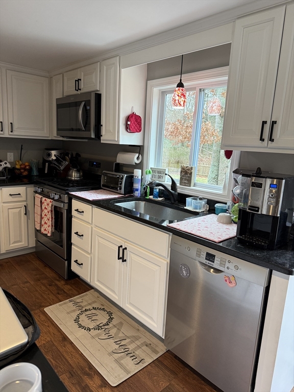 65 Swifts Beach Road Wareham, MA 02571 - Photo 2 of 23 Gallery Image 2