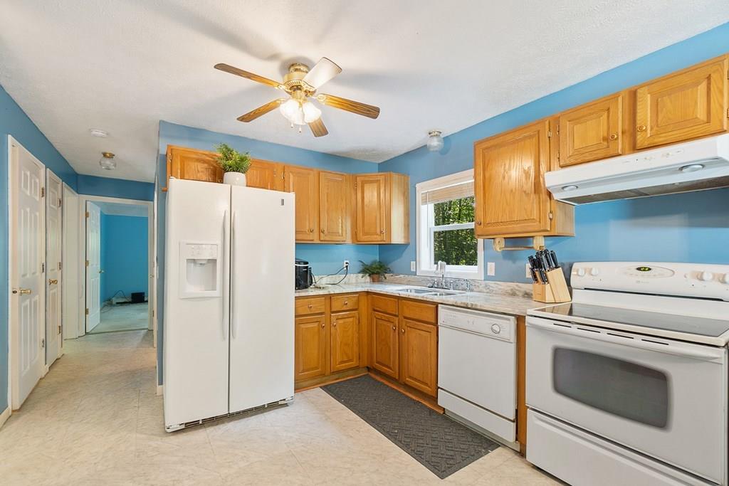 34 Turnpike Road Ashburnham, MA 01430 - Photo 3 of 30