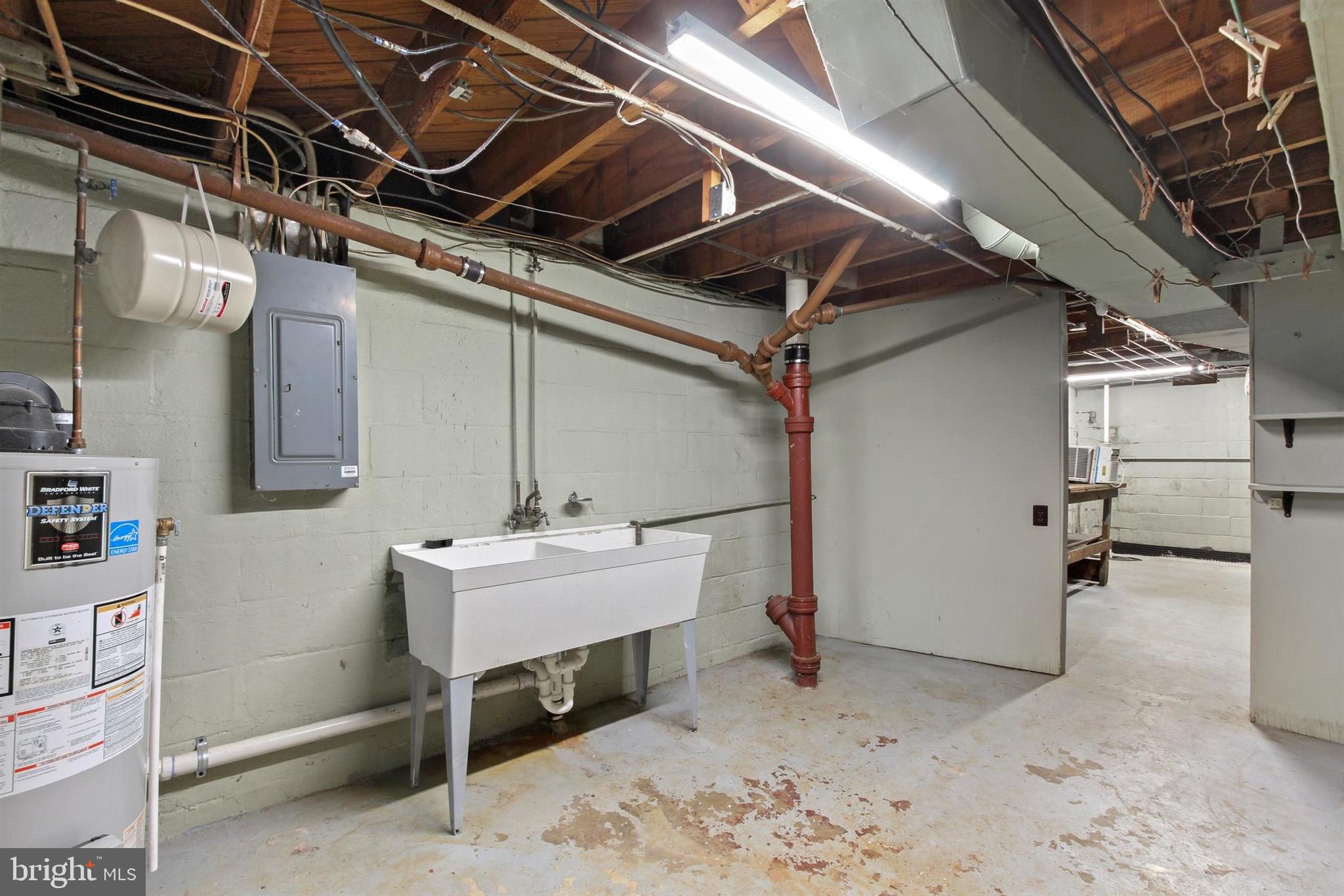 205 Greystone Road York, PA 17402 - Photo 24 of 32 Gallery Image 24