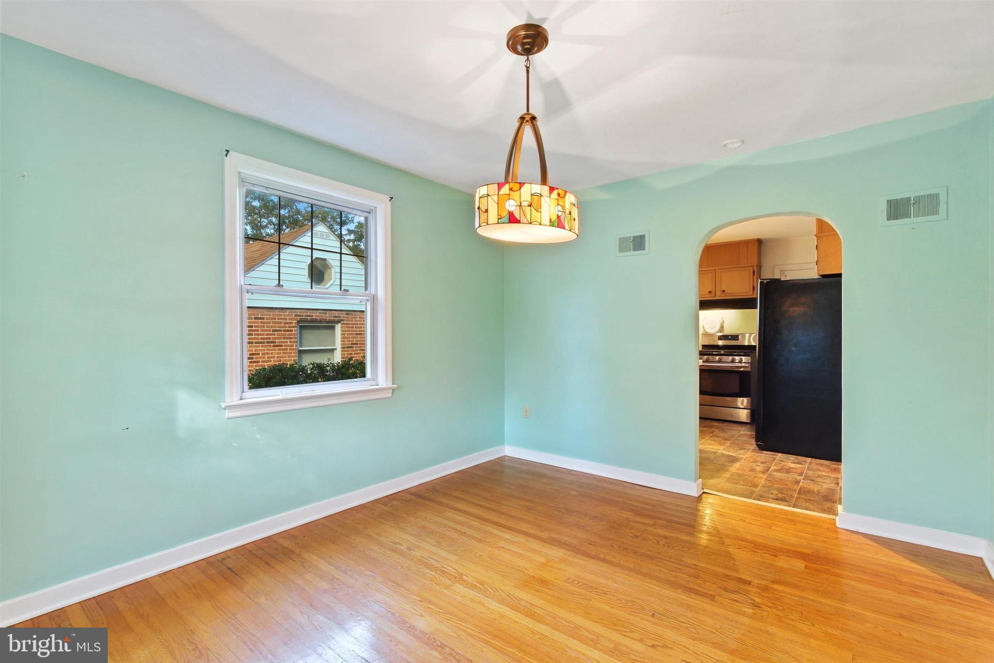 205 Greystone Road York, PA 17402 - Photo 7 of 32 Gallery Image 7