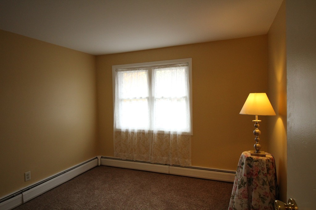 80 Manor Court, Unit 80 Springfield, MA 01118 - Photo 18 of 22 Gallery Image 18
