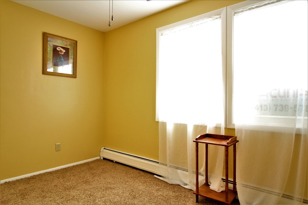 80 Manor Court, Unit 80 Springfield, MA 01118 - Photo 4 of 22 Gallery Image 4
