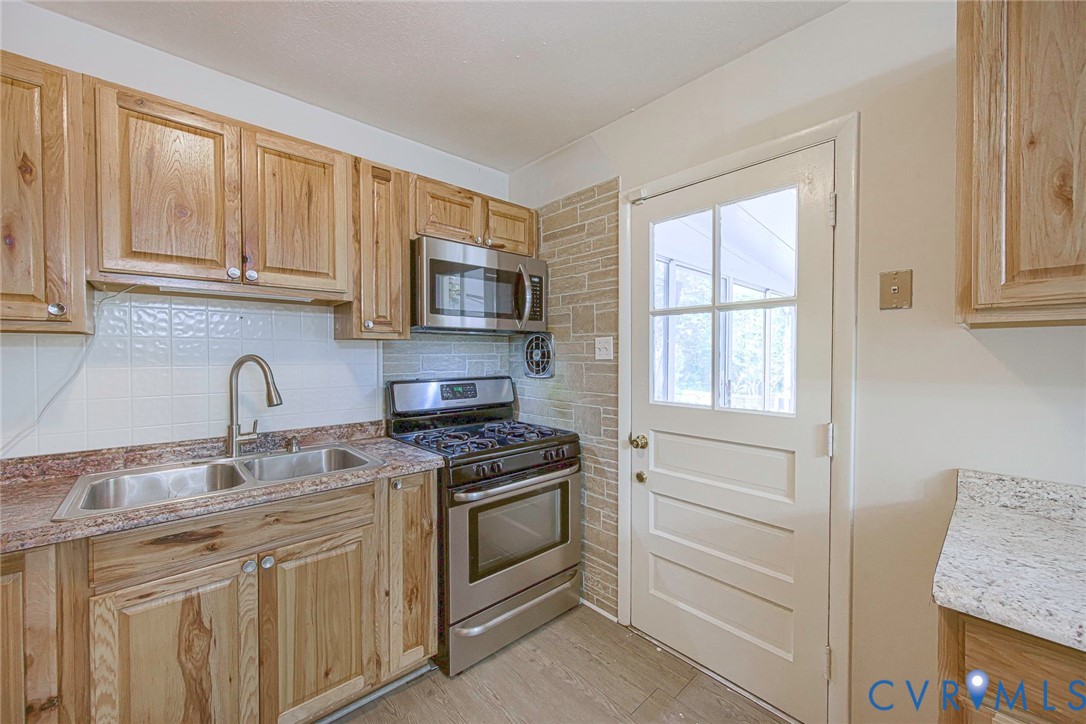 4501 Mizar Road Henrico, VA 23231 - Photo 7 of 24