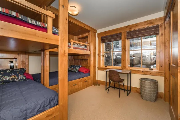 $2,650,000 | 11221 Ski Slope Way, Truckee, CA 96161