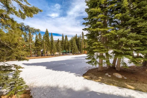 $2,650,000 | 11221 Ski Slope Way, Truckee, CA 96161